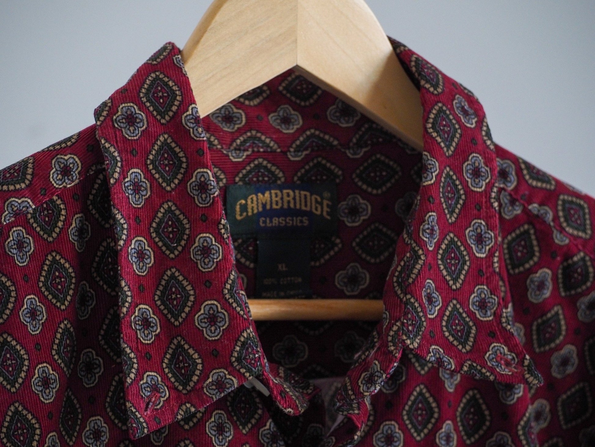 90s Cambridge Classics Paisley Corduroy Button Down Clothes - Cambridge Classics - Afterthought Vintage