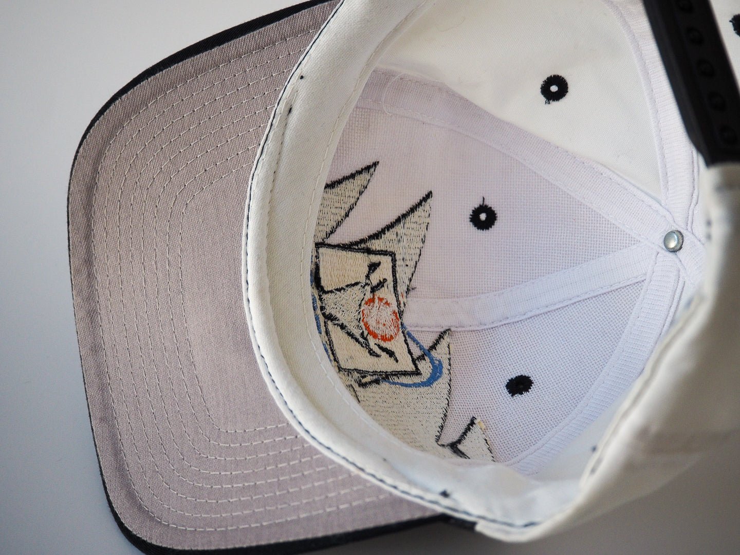 Rare 90s Cleveland Cavaliers Sharktooth Snapback – Vintage Logo 7 Accessories - Logo 7 - Afterthought Vintage