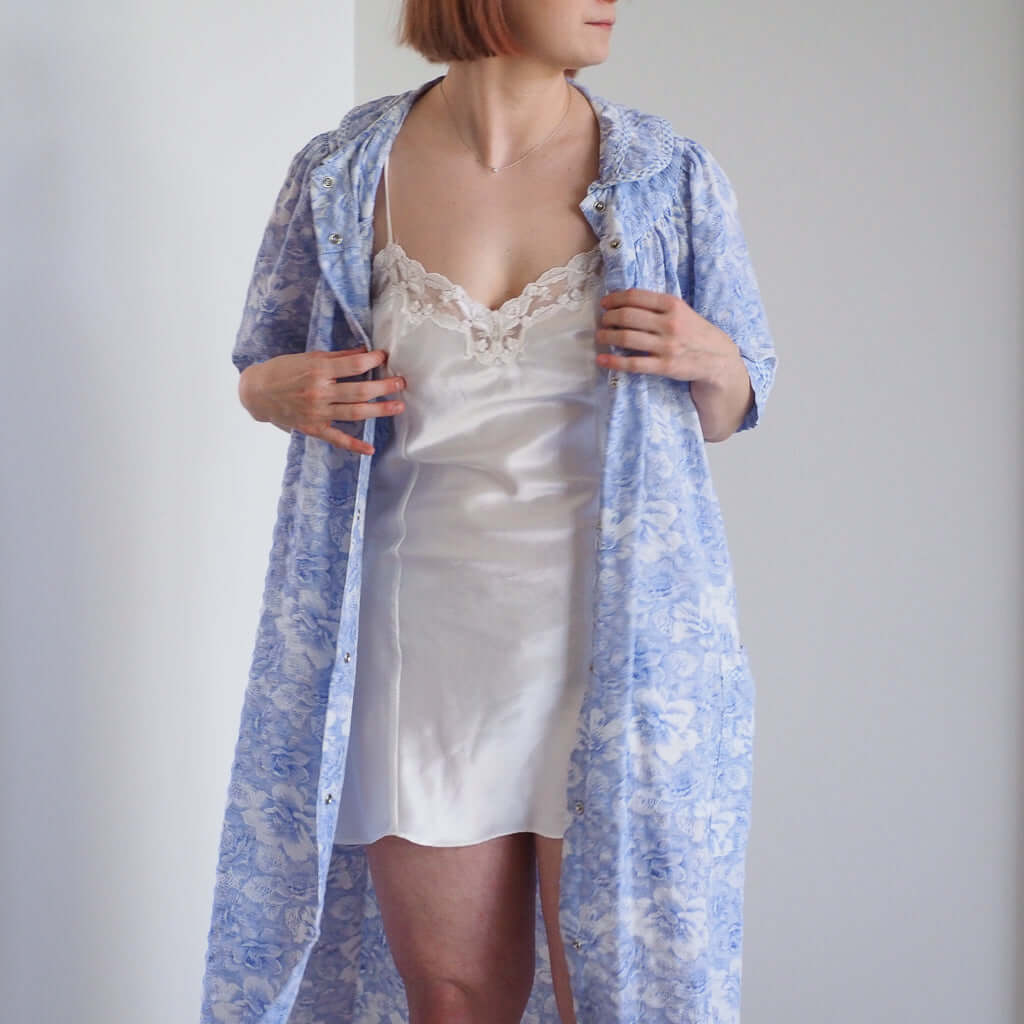 Vintage 1970s Crowntuft Periwinkle Blue Floral Sleep Robe Clothes - Afterthought Vintage