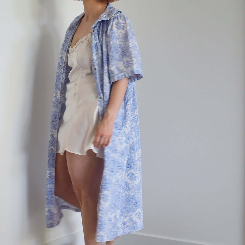 Vintage 1970s Crowntuft Periwinkle Blue Floral Sleep Robe Clothes - Afterthought Vintage