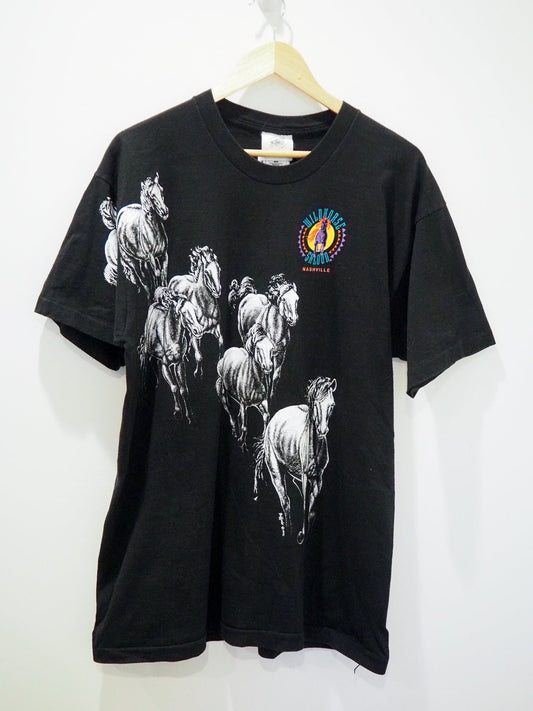 Vintage 1990s Wildhorse Saloon Nashville T-Shirt – Allover Horse Print Clothes - Fruit of The Loom - Afterthought Vintage